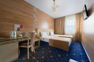 Гостиница Sunflower Авеню Отель Москва, by Zont Hotel Group Москва Стандартный номер с двумя раздельными кроватями-1
